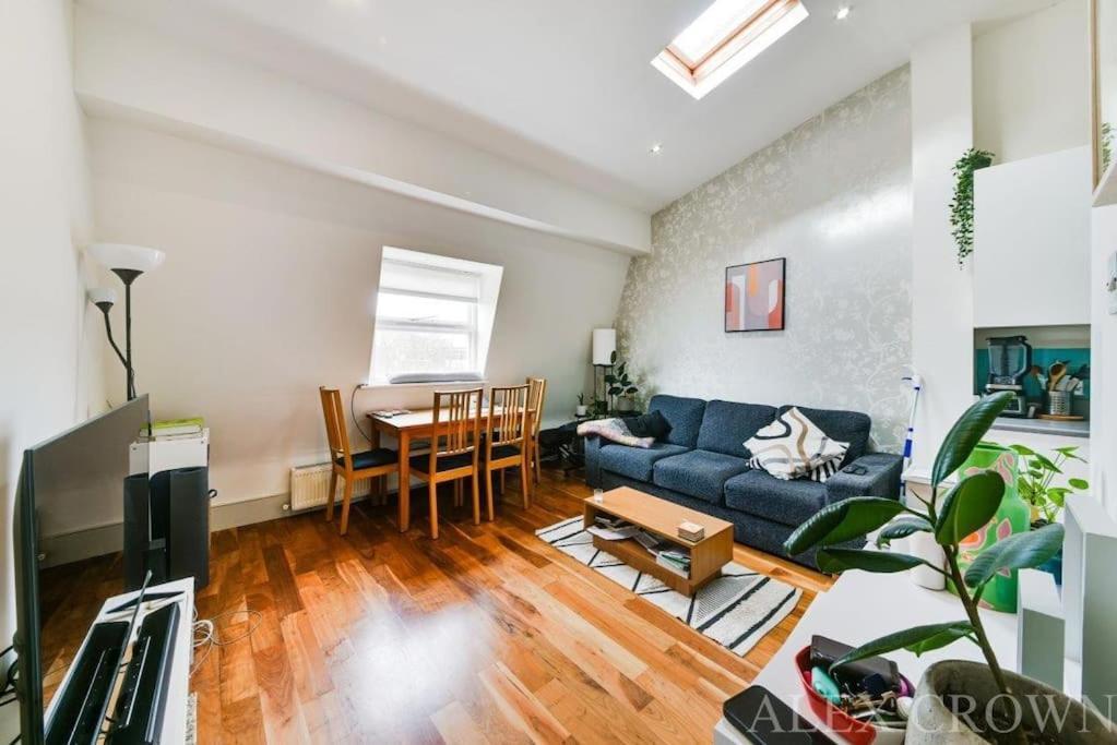 Cosy Caledonian Road Apartment, Nearby Tube And Restaurants London Exterior photo